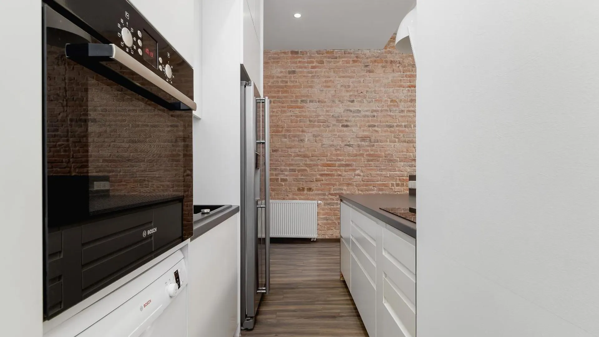 3 Bedroom Apartment - Rynek Podgorski 15 Krakow