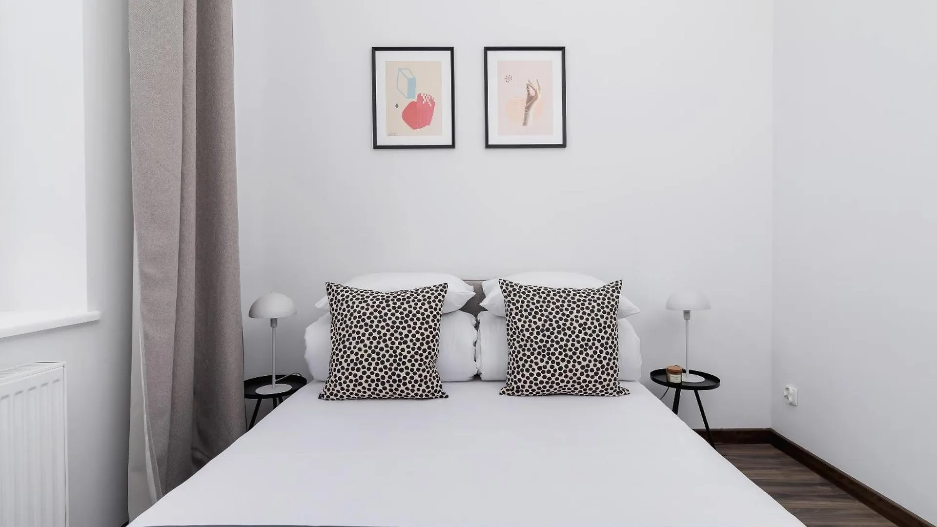 3 Bedroom Apartment - Rynek Podgorski 15 Krakow 0*,