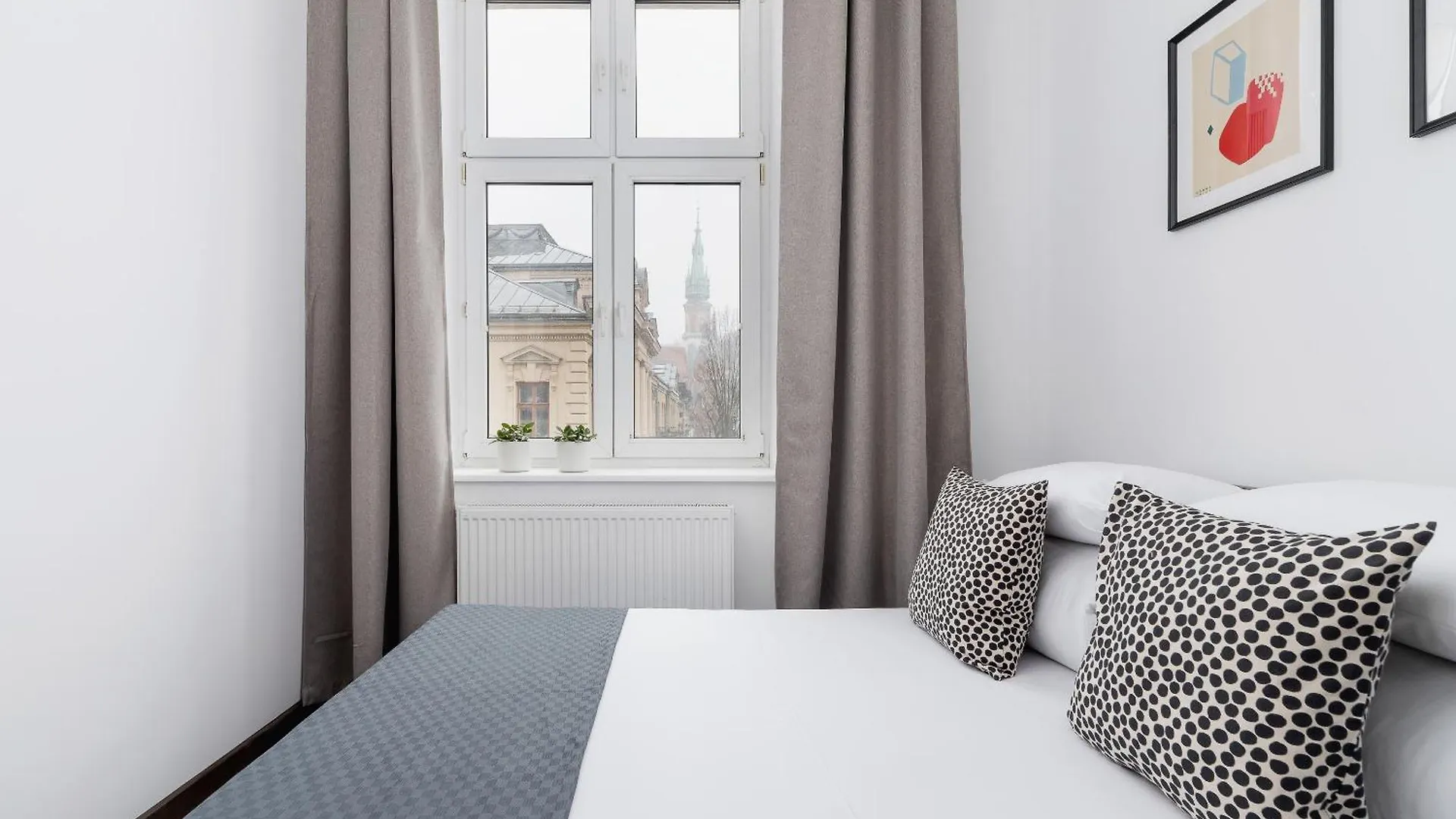 3 Bedroom Apartment - Rynek Podgorski 15 Krakow 0*,  Poland