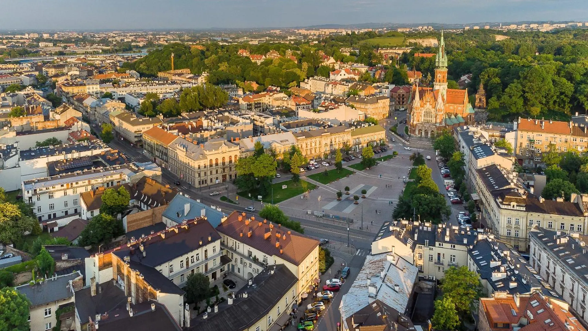 3 Bedroom Apartment - Rynek Podgorski 15 Krakow
